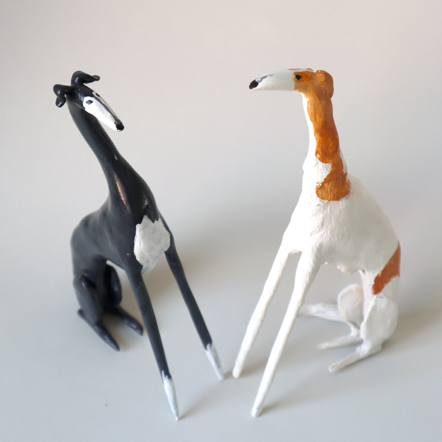 PERSONALIZED GREYHOUND FIGURINE / SITTING POSITION